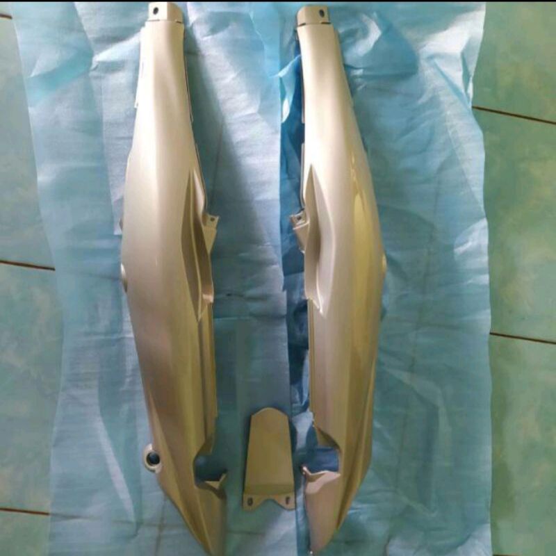 Cover Body Belakang Jupiter Z New Burhan Silver Mirip Ori