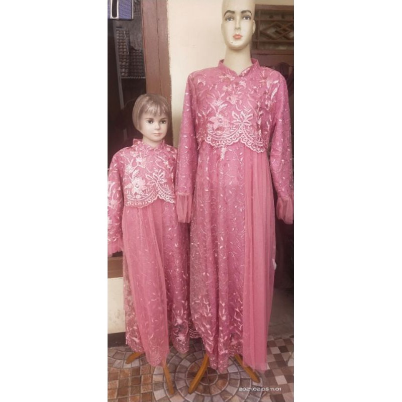 Gamis Brokat Couple Ibu Dan anak mewah, full tile