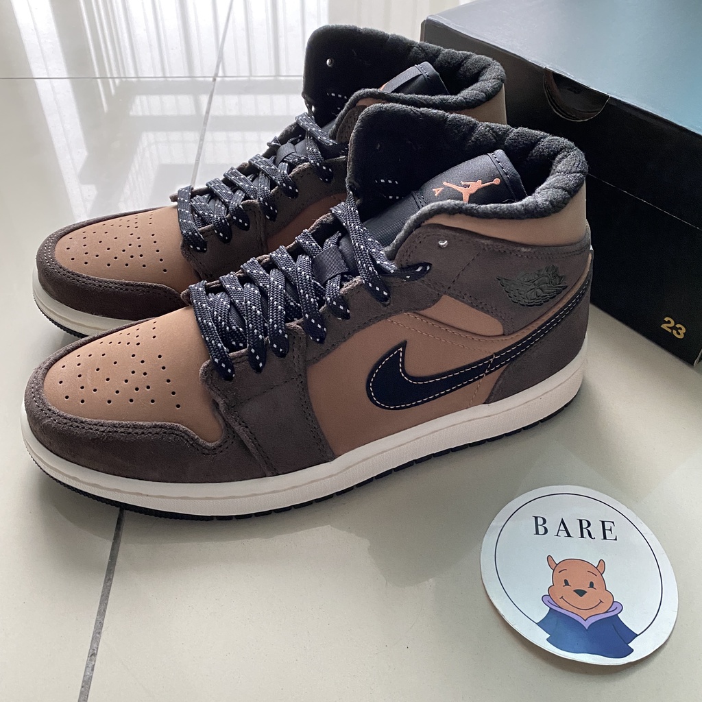 Air Jordan 1 Mid SE Dark Chocolate [DC7294-200]