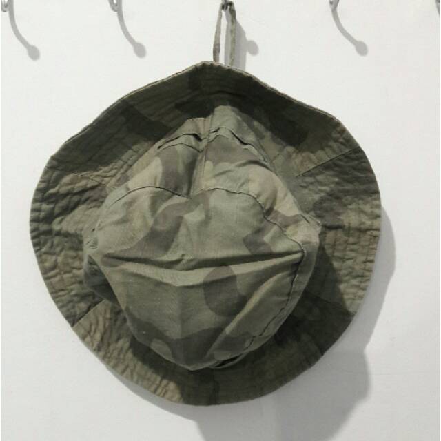 Topi Lapangan Hijau Army