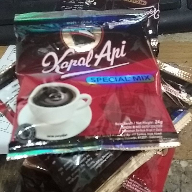 

Kapal api spesial mix isi 10sachet / renceng