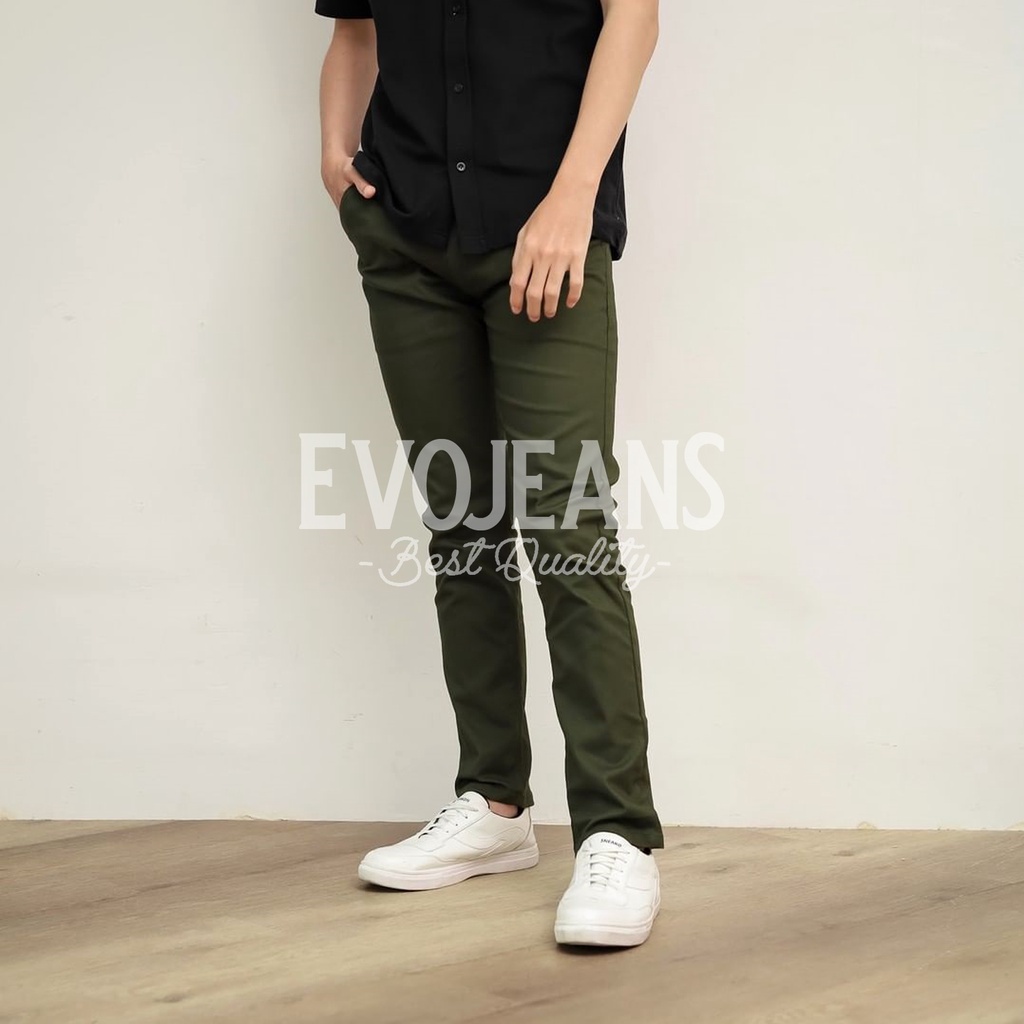 Celana Chino Panjang Pria Berbahan Katun Premium Stretch / Melar Elastis Memakai Sleting YKK ASLI Evo jeans - Celana Panjang Pria Chino Pants Warna Coklat Army Hitam Cream Navy Blue Abu Muda Tua Dark Gray Kualitas Premium Xs Style