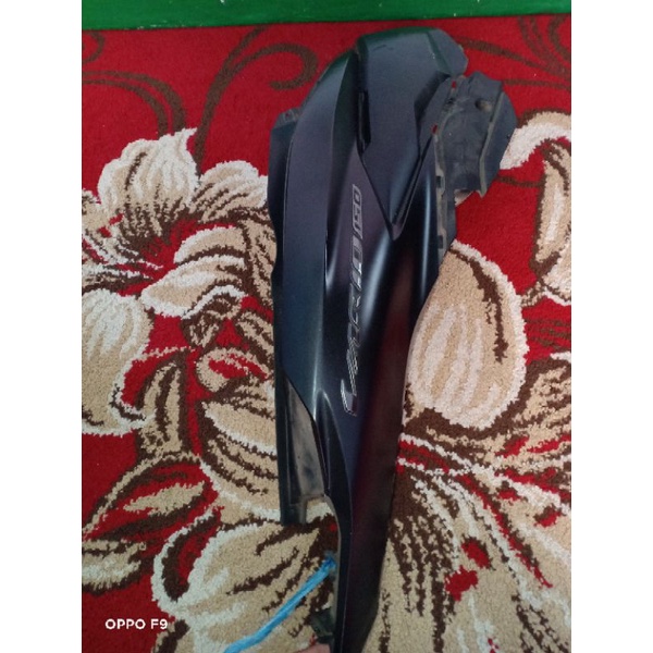 cover body samping belakang kanan canbutan vario 150new