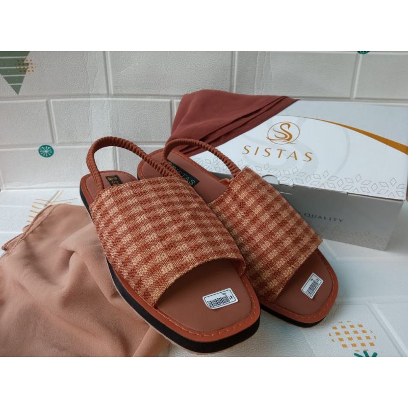 Sistas - Sofa sendal