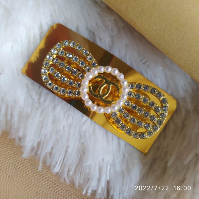 Bross Chanel Pita Diamond