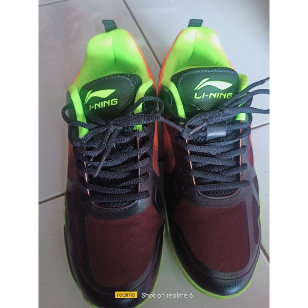 Sepatu Li-Ning Saga Lite 4