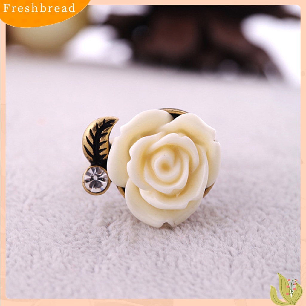 [TERLARIS]Ring Rose Leaf Elegant Vintage Women Rhinestone Ring for Dating