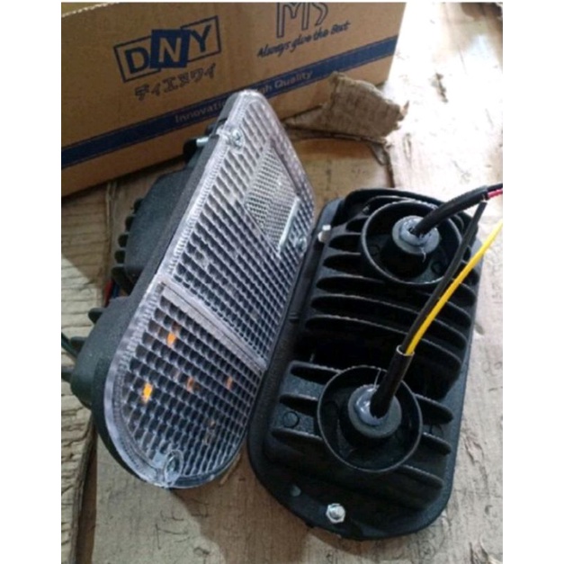 stoplamp lampu belakang mitsubishi T120ss pick up led variasi harga sepasang