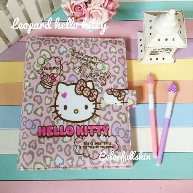 

binder leopard hello kitty