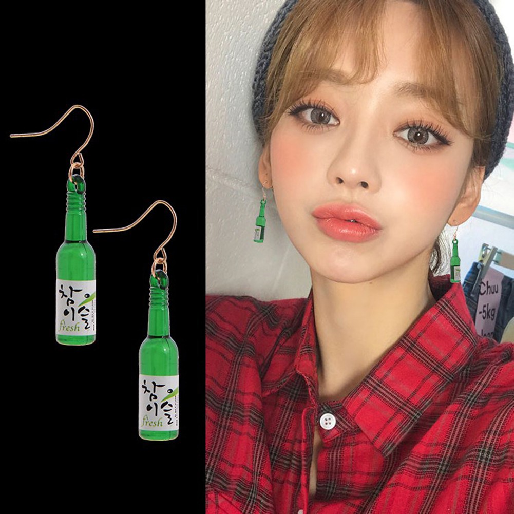 [HOT]1 Pasang Anting Tusuk Bentuk Botol Wine Gaya Korea Kreatif untuk Pesta