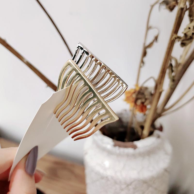 Jepit Rambut Model Sisir Seamless Bahan Metal Untuk Wanita