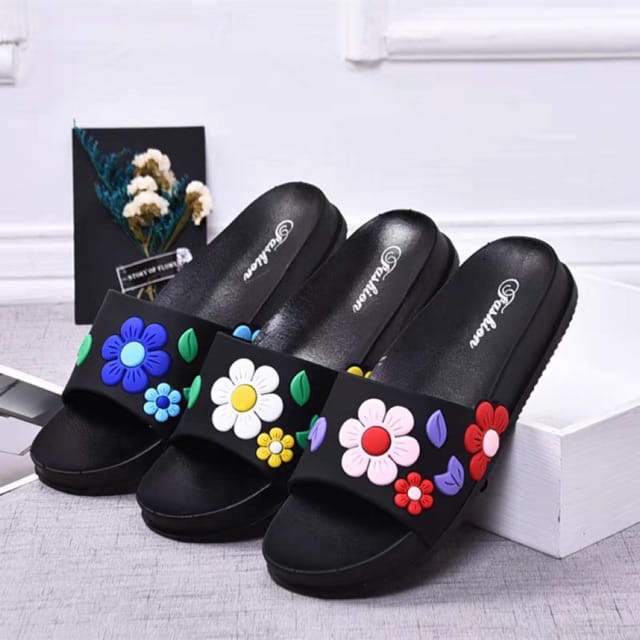 Sandal slip PVC wanita flower jelly