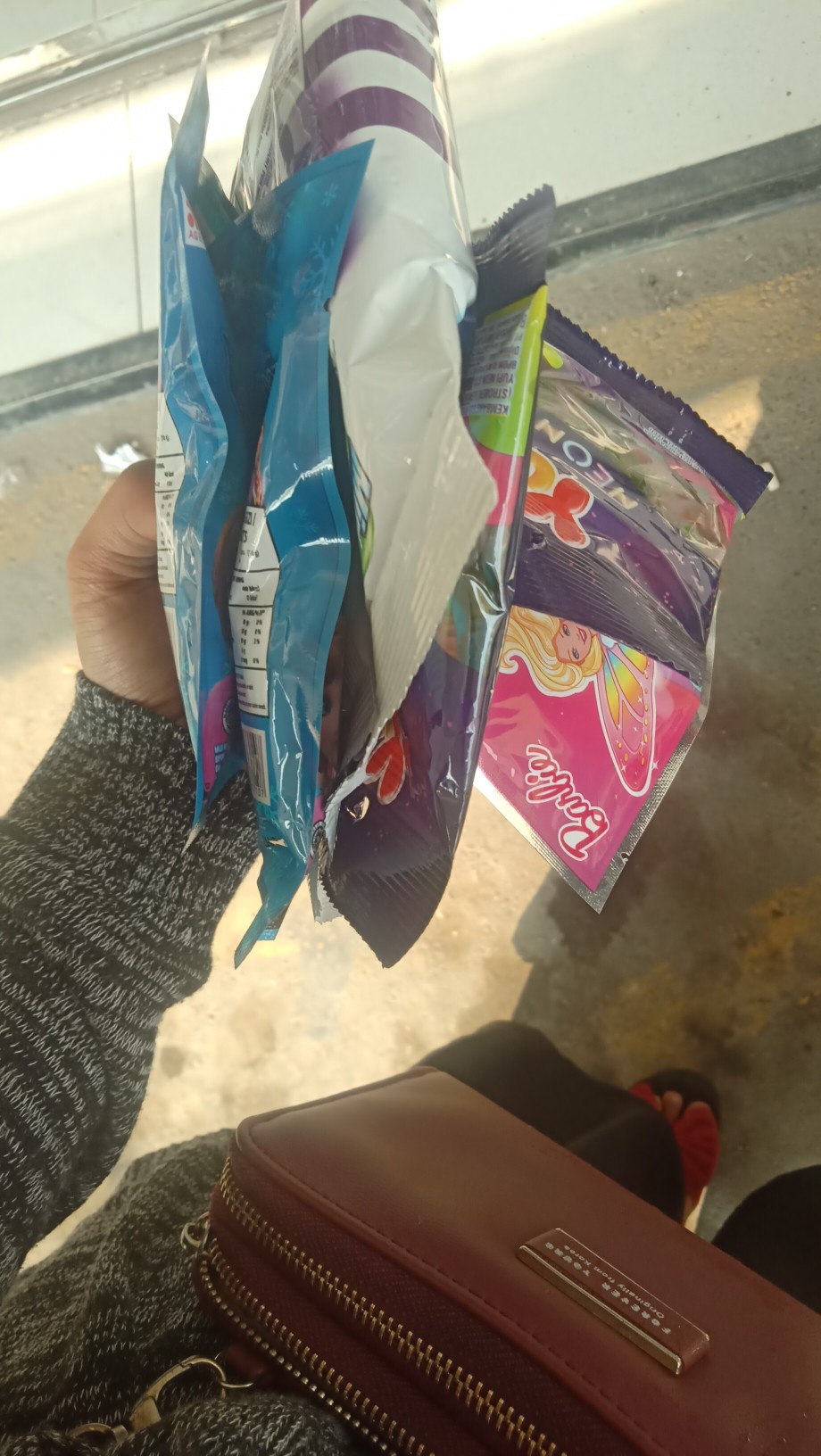 ( Couple Keluarga ) Batik Couple Keluarga Sania Ruffle Ori Ndoro Jowi Dnt - Bunga Ilalang Putih