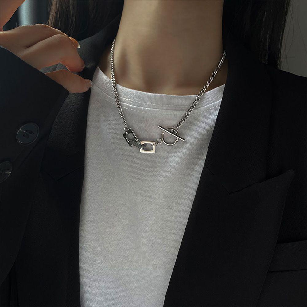 Kalung Choker Leher Liontin Geometris Hollow Gaya Retro Korea Punk Vintage Warna-Warni Untuk Wanita