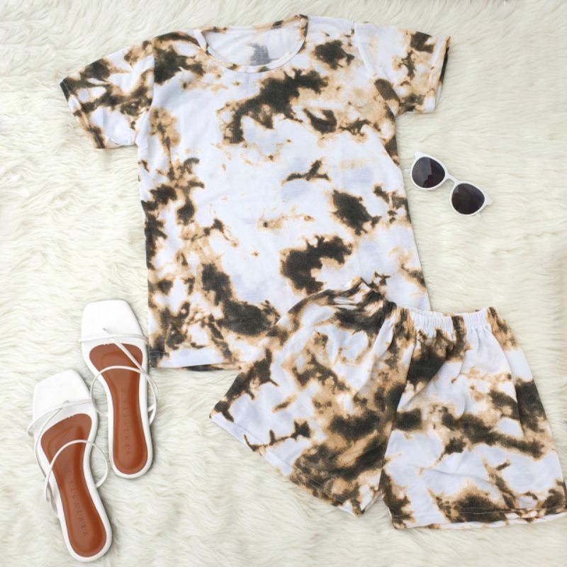 setelan wanita kaos L+Celana pendek Tie Dye Babyterry