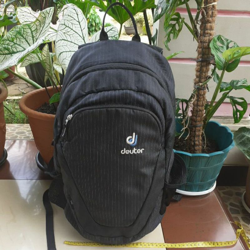 Tas Ransel Second / Preloved / DEUTER ZEA Hitam / Tas Bekas.