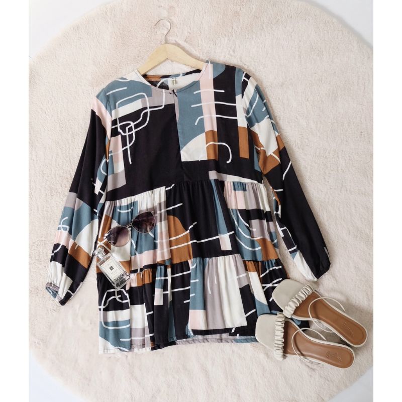 Jenna Blouse Vanilla Hijab