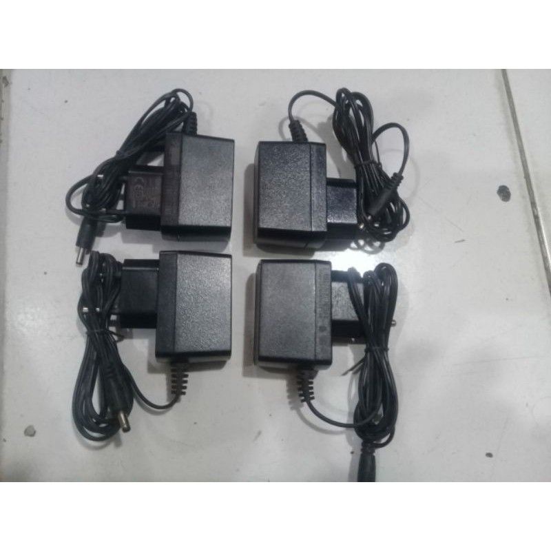 adaptor 12v 0.5 ampere/adaptor D-Link dir 612