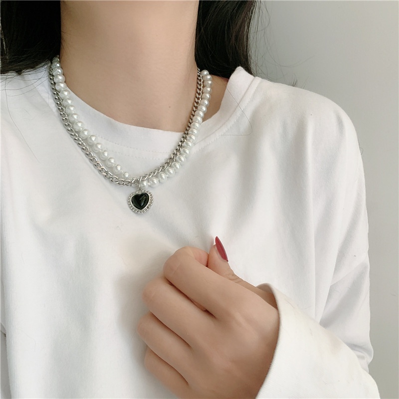 Kalung Rantai Dengan Liontin Mutiara Hitam Bentuk Hati Model Lapis Ganda Untuk Aksesoris