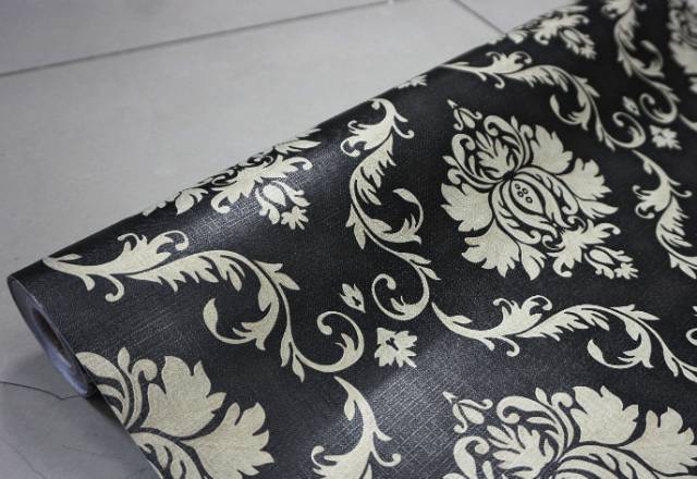 Wallpaper Dinding Motif Batik Hitam Gold Ukuran Panjang 10Meter x Lebar 45Cm