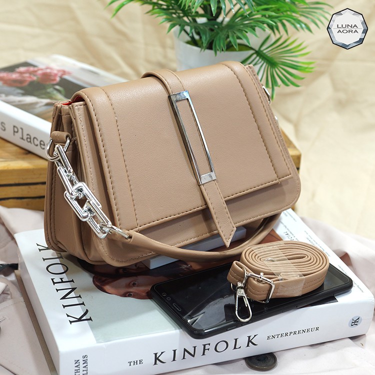 Promo !!! Tas slempang Wanita Rantai Korea Fashion Plat Lidah Satu-Slingbag wanita Korea-Tas Wanita Gratis ongkir