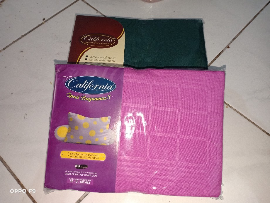 Ww Paket Sarung Bantal & Guling - Polos Emboss - Pilihan Warna Part 2 - California