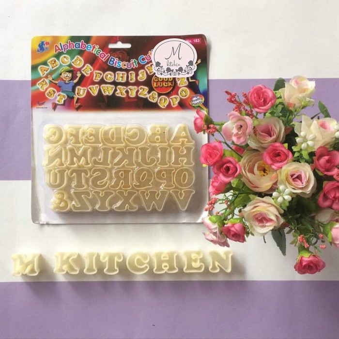 Cutter Alphabet Plastik Malaysia No. 183 / cutter huruf