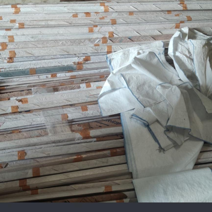 C9L2 Besi Siku Lubang / Siku Lobang panjang 3 Meter tebal 1,15mm BSB