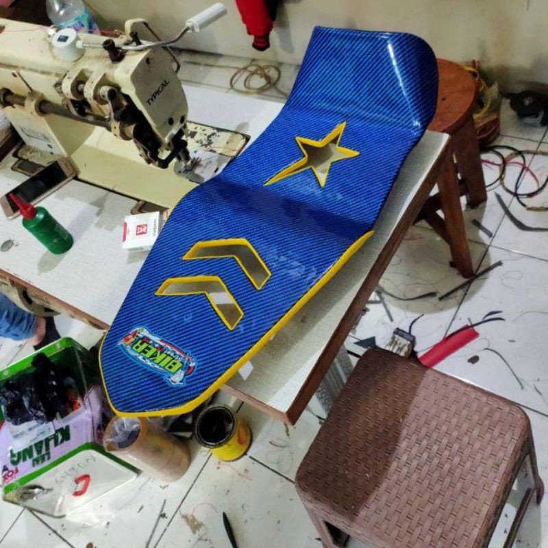 Jok cb 150 r new lubang slim-jok cb 150 r new modifikasi lubang