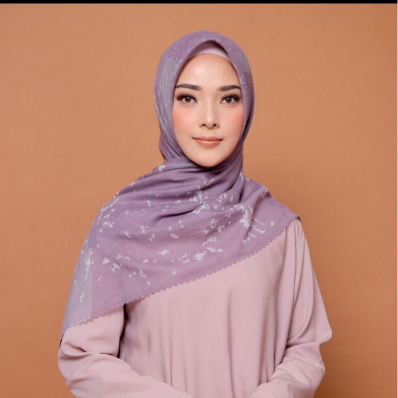 hijab jilbab segi empat motif zm zaskia mecca Paola purple
