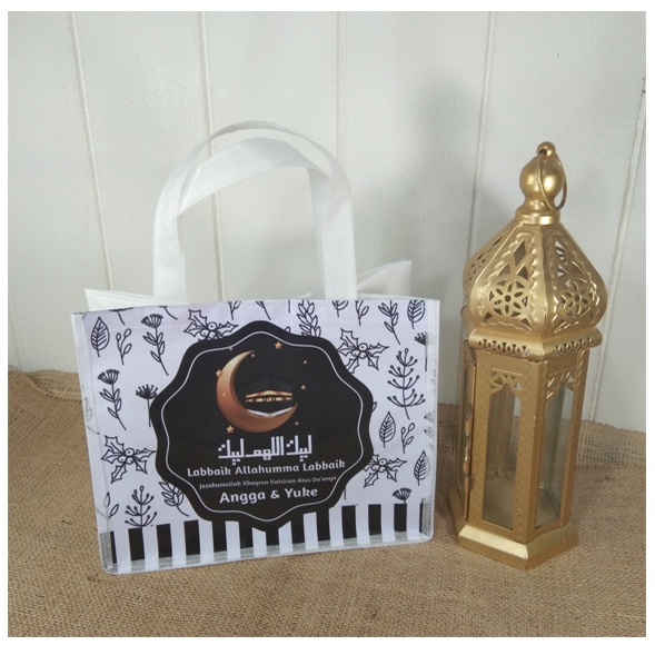 Tas Souvenir Haji Umroh  Oleh Oleh Haji Lebaran 30x25cm sisi 12 cm