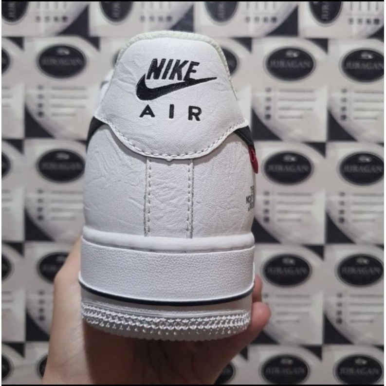 Nike Air Force 1 '07 x Supreme x The North Face &quot;White Black&quot;