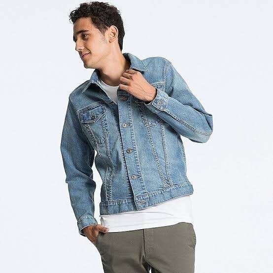 UNIQLO DENIM JACKET