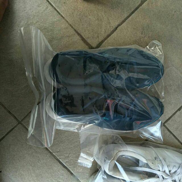 Plastik Klip Ziplock Besar Tebal Ecer 30x38+7 (isi 10 Pcs) Untuk Baju,sepatu Dll