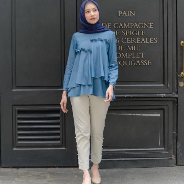 Davina blouse wearing klamby