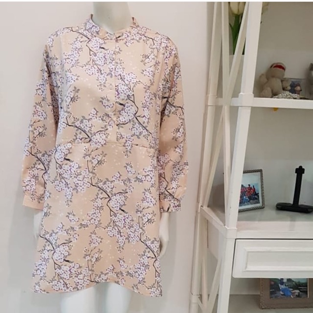 Atasan panjang by Edness kayla