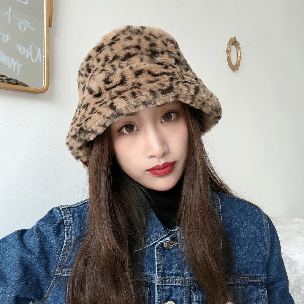 Topi Nelayan Motif Print Leopard Bahan Plush Gaya Retro