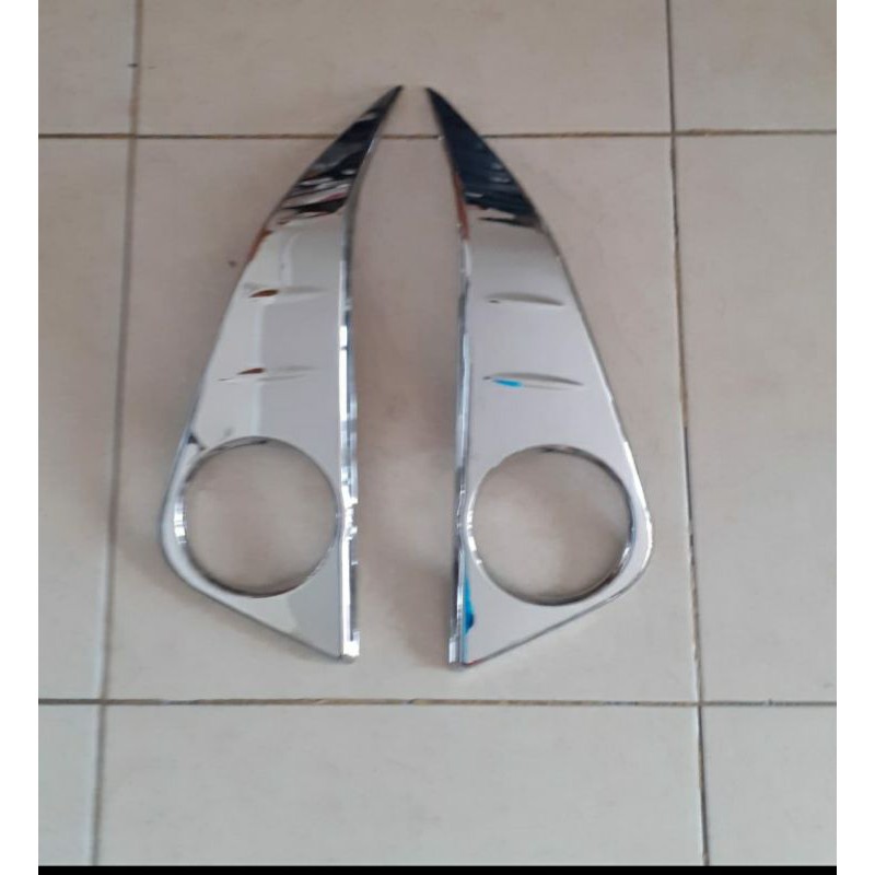 RING FOGLAMP/ GARNISH FOGLAMP MOBIL CALYA CROME 2020.