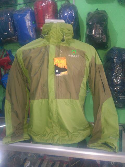 Jaket Outdoor Reines