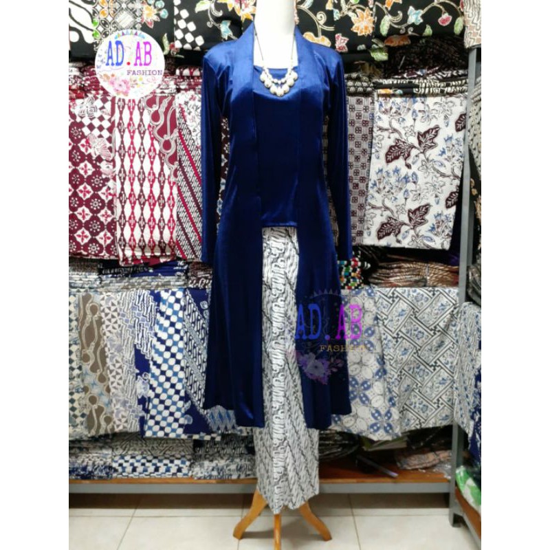 KEBAYA BLUDRU KUTUBARU PANJANG