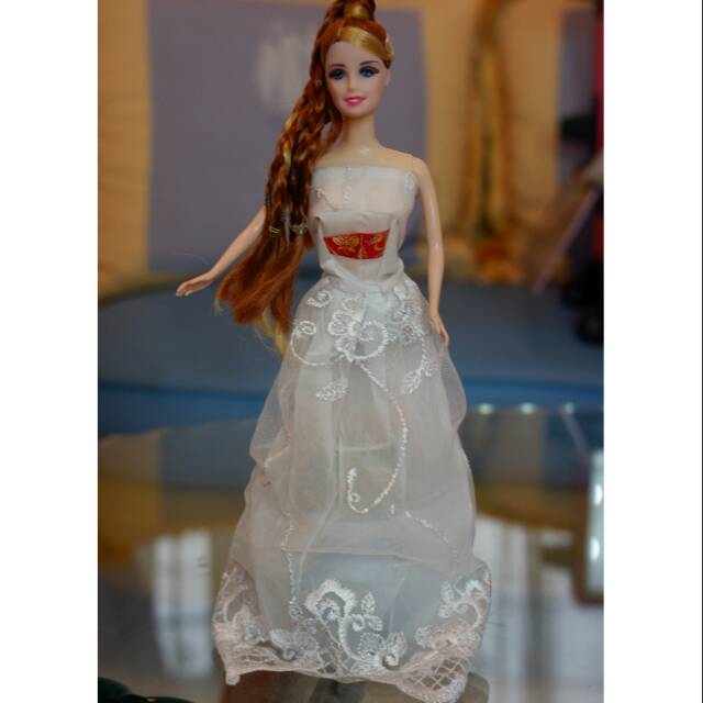 barbie doll gaun