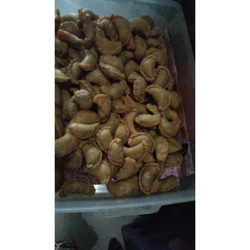 

pastel kering isi abon 1 kg