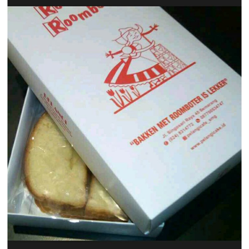 Roti sisir roomboter pelangi cafe pelangi