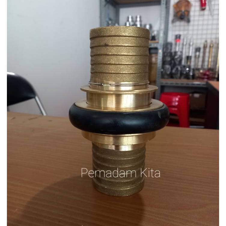 Coupling machino 2.5" kuningan high quality