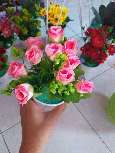 Vas Bunga Kaleng Bentuk Ember Mb1959