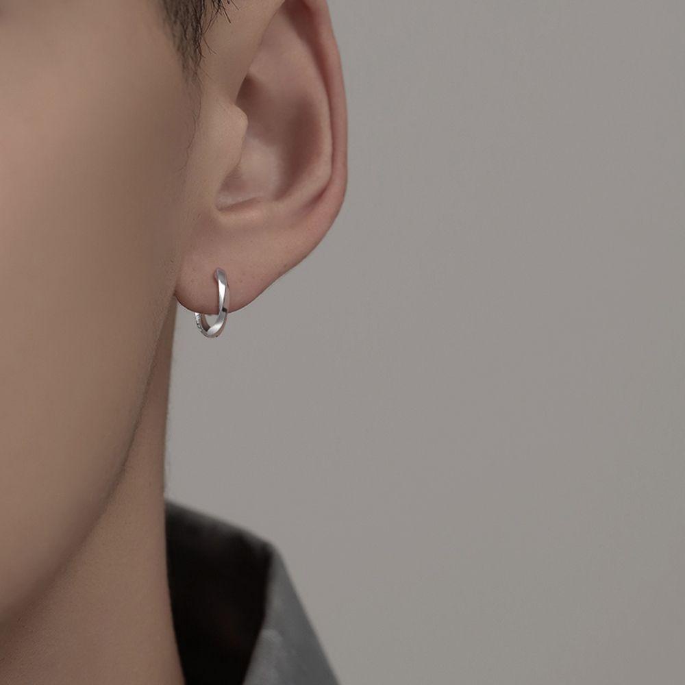 Mxbeauty Anting Punk Minimalis Hip Hop Keberuntungan Telinga Gesper Pria Perhiasan Telinga Hadiah Pesta Ear Studs