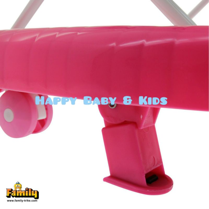 FAMILY BABY WALKER 3 Mainan (Roller, Rotary Gears, Book)