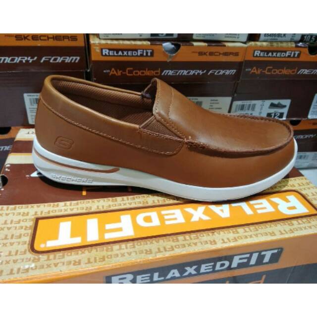 Sepatu Skechers Formal Slip On Kulit