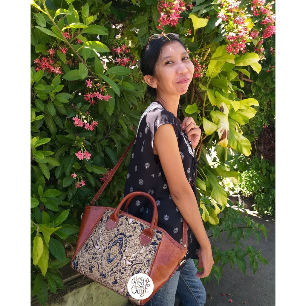 Tas Kulit Rania Kombinasi Batik