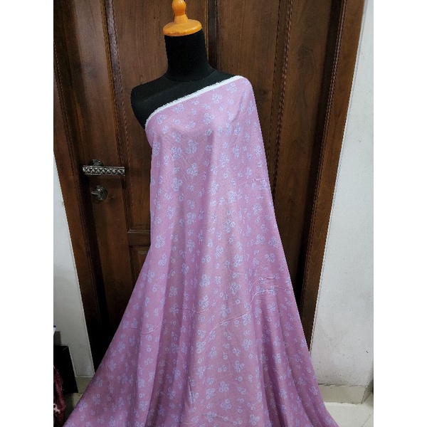 Kain Rayon Viscose Bunga Krisan Kecil Lilac (4,6m)